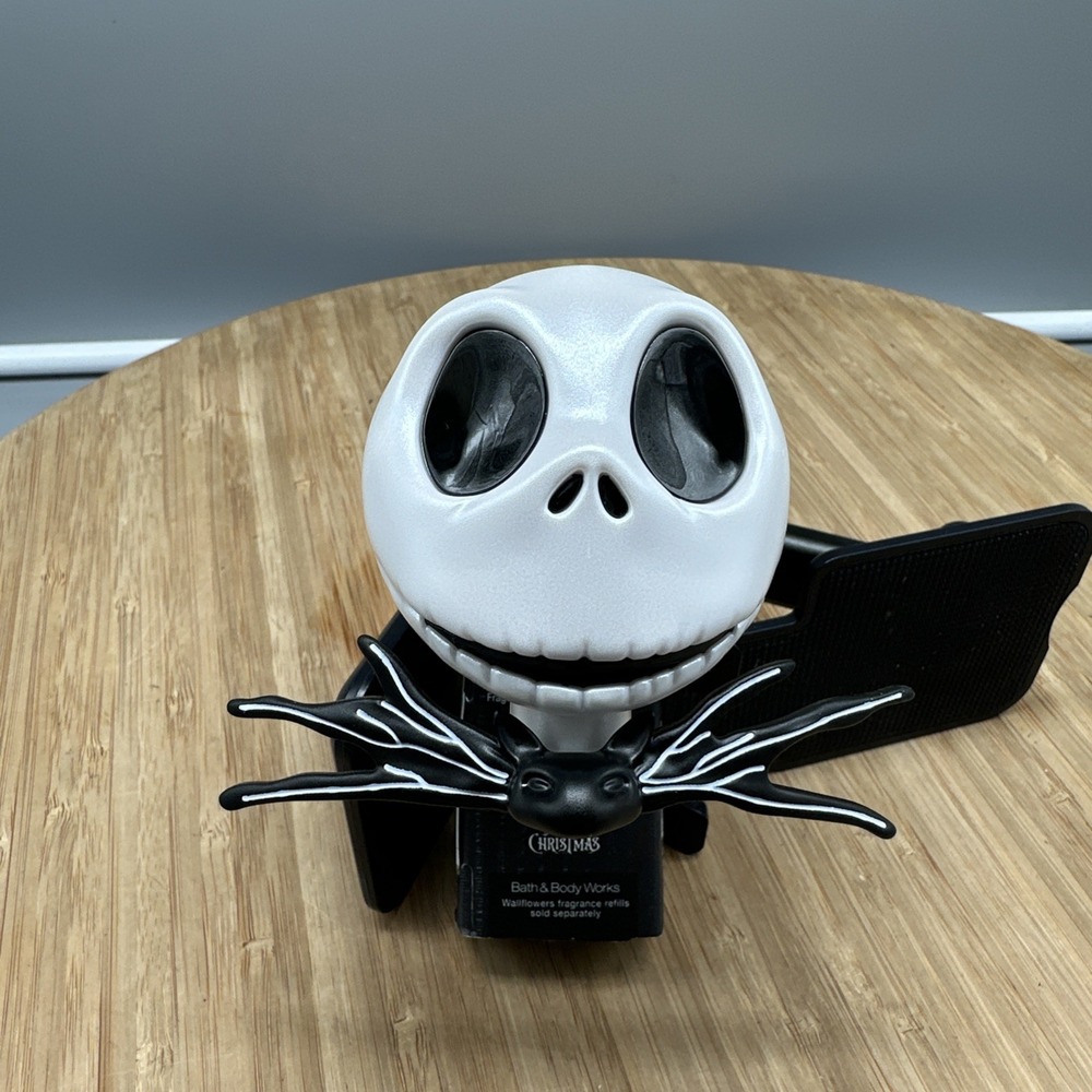 Bath & Body Works Jack Skellington Wallflowers Plug Nightmare Before Christmas